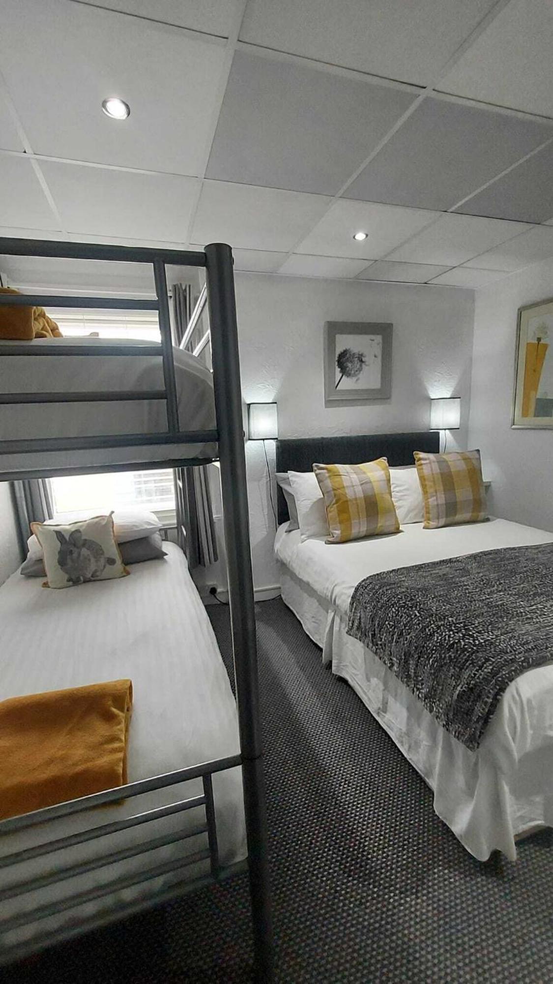 Bed & Breakfast Rockdene 3*