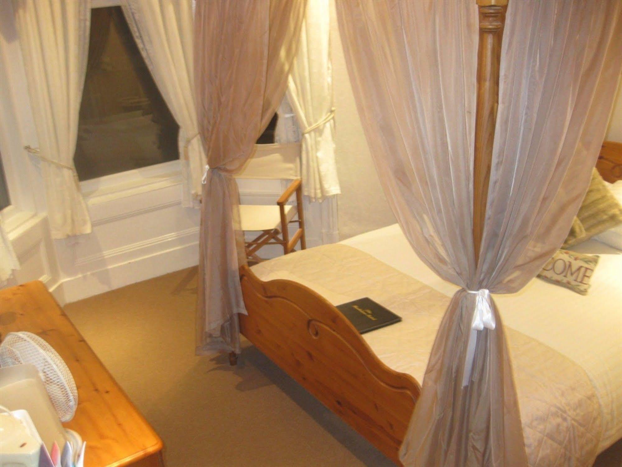 Rockdene Bed & Breakfast Blackpool